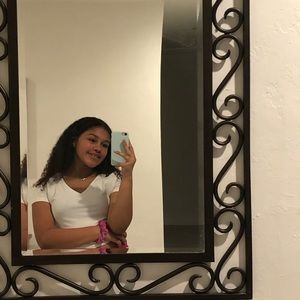 Meet your Posher, Mercedes